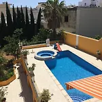 Flatlet With Pool - Free Parking And Wifi Apartman Lija