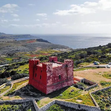 Flatlet With Pool - Free Parking And Wifi Apartamento Lija