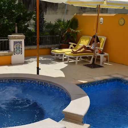 Apartment Flatlet With Pool - Free Parking And Wifi