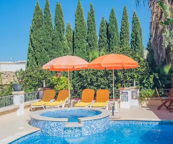 Flatlet With Pool - Free Parking And Wifi * Lija