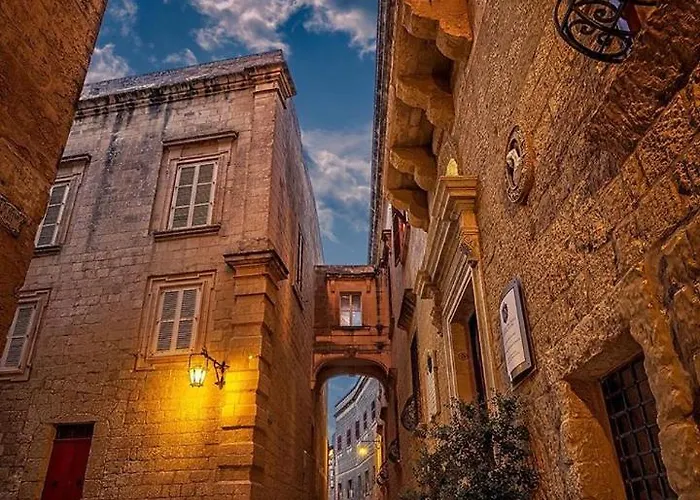 Apartament Flatlet With Pool - Free Parking And Wifi