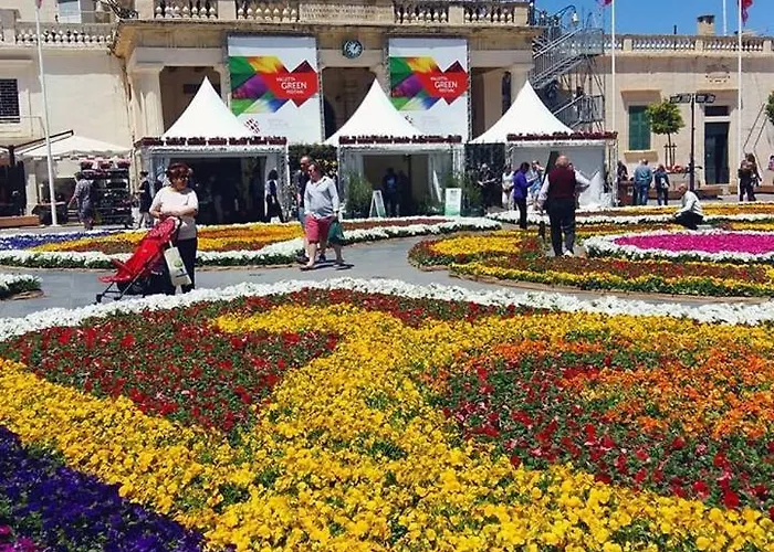 Flatlet With Pool - Free Parking And Wifi Apartament Lija