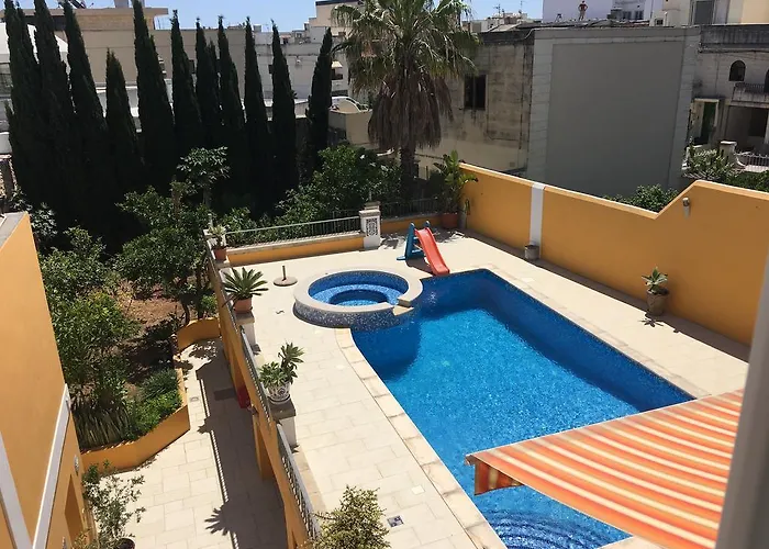 Flatlet With Pool - Free Parking And Wifi Apartament Lija