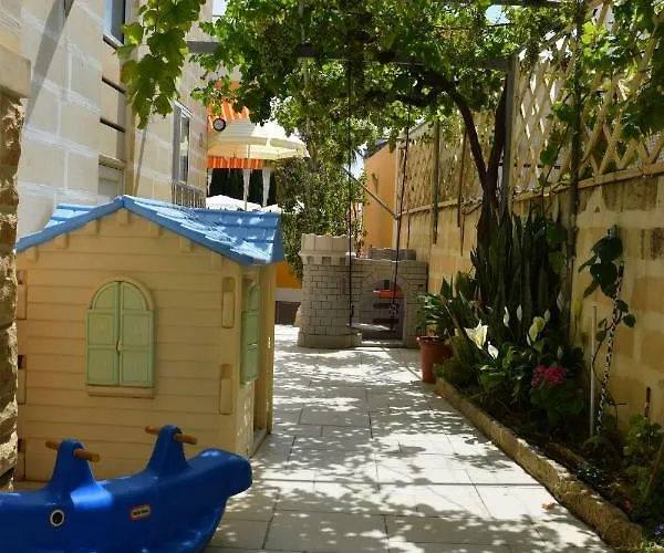 Apartament Flatlet With Pool - Free Parking And Wifi Lija